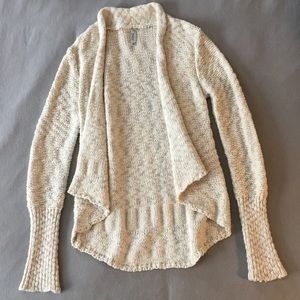 Evereve Chunky knit cardigan sweater